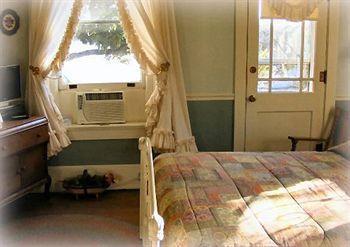 River Rose Inn Bed And Breakfa Elizabethtown Екстериор снимка